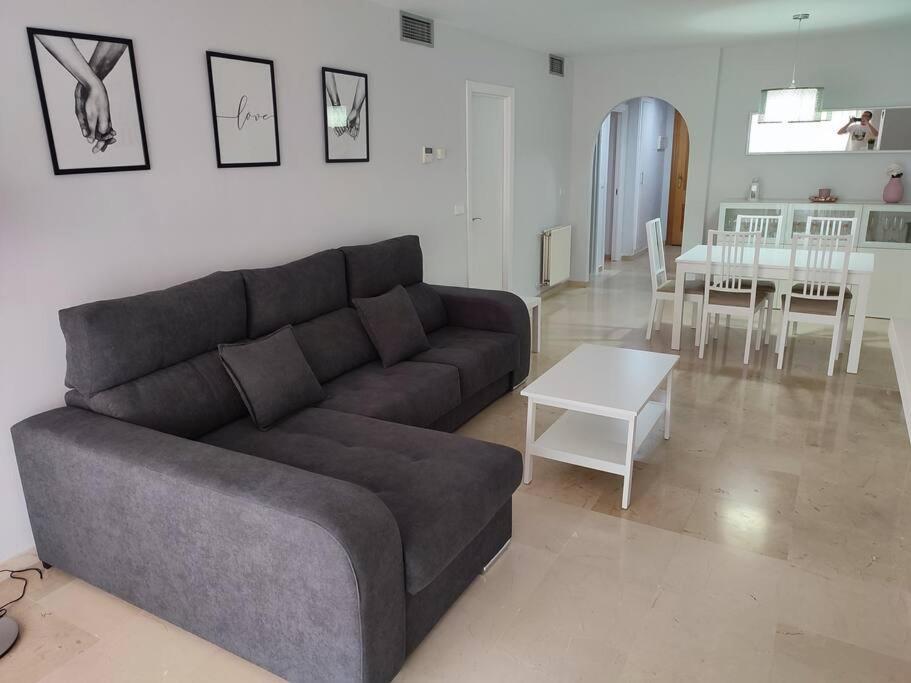 Sunny Guadalmina Apartment Marbella Bagian luar foto