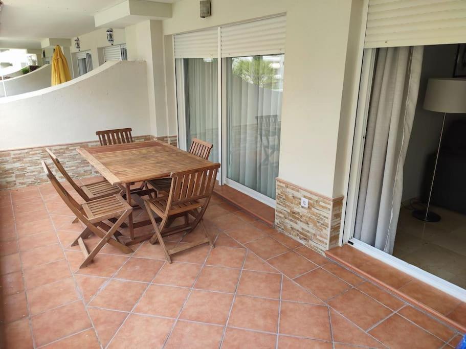 Sunny Guadalmina Apartment Marbella Bagian luar foto